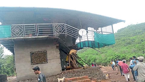 Ratnagiri Dam Mishap : पुजारी दांपत्याची रात्र घराच्या छतावर