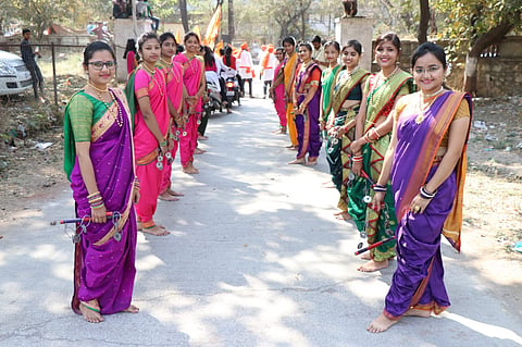 घाटीत शिवजयंतीचा जल्लोष, पालखी, पोवाडे, सजीव देखाव्याचे सादरीकरण 