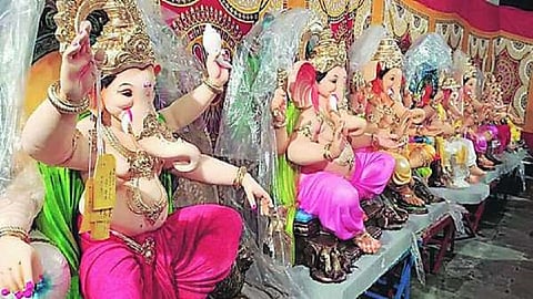 गणेश भक्तांना दिलासा; बाप्पाची मूर्ती थेट येणार दारी 
