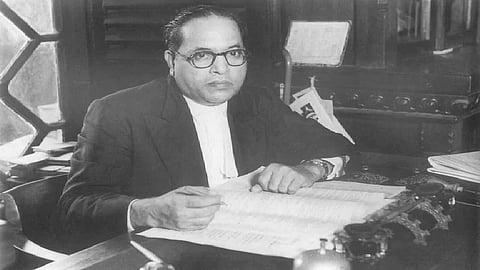 लोकनिधीतून उभारलेली चैत्यभूमी, जतन करण्याची लोकभावना