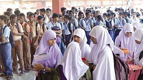 मराठीच्या पेपरने उद्यापासून दहावीच्‍या परीक्षेला सुरवात