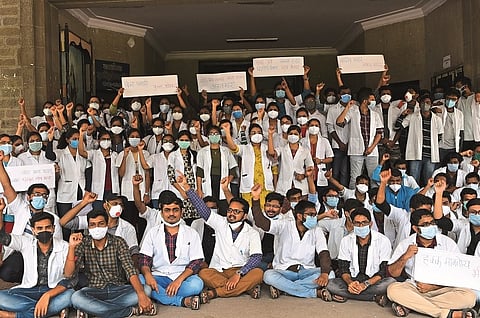 Ghati's Intern Doctors Strike1