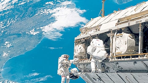 Human-space-mission
