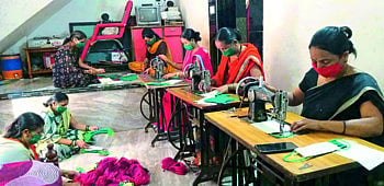 लॉकडाउन'च्या काळात तनिष्कांचे "समाजभान' 