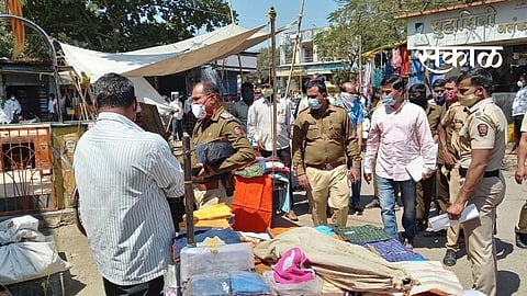 Municipal Corporation has issued notices to traders encroaching in front of shops at Rahuri..jpg