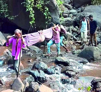 दुर्गम भागाकडे सुविधा देण्याकडे केले दुर्लक्ष; जिल्हाधिकाऱ्यांसह आरोग्य सचिवांना समन्स ! 