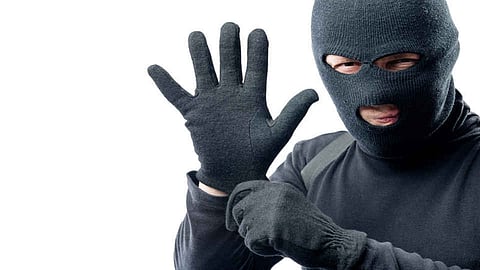 Nagpur policeman in robbery gang