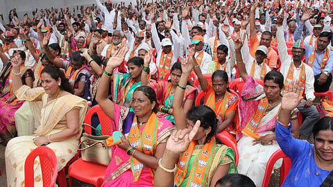 Slogans against Shivendrasinh Bhosale in satara by BJP Party workers