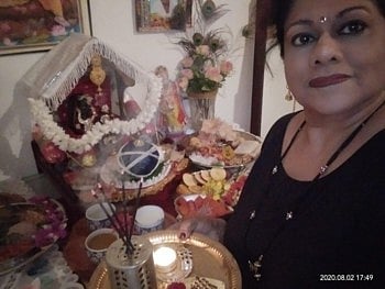 श्रीलंकेच्या माजी मंत्र्याची पत्नी महानुभव पंथाच्या प्रेमात, ​करतात ऑनलाइन प्रचार, प्रसार !