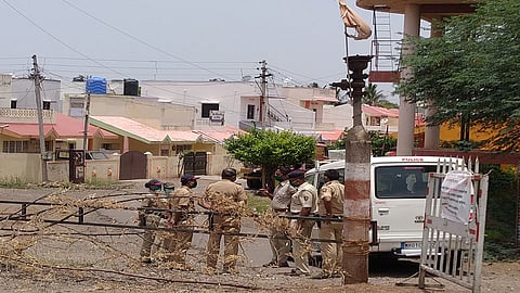 पाहुण्याच्या मृत्यूचा अहवाल आला पॉझिटिव्ह अन् चुकला कोळकीकरांचा काळजाचा ठोका