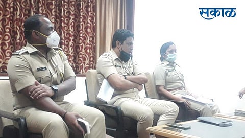 ahemdnagar police arrested two accused in goutam hiren murder case