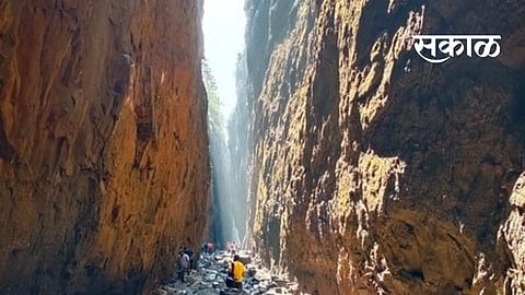 Due to the corona the villagers of Samrad have held a meeting and banned tourists for five days : 