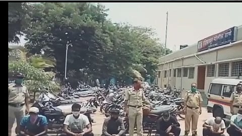 Video : त्यांना इश्‍काचा गुलकंद पडला महागात
