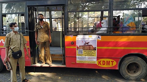 स्वतःचा पगार येणार की नाही ठाऊक नाही, मात्र अत्यावश्यक सेवेत काम करणाऱ्यांसाठी 'ते' देतायत सेवा