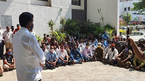 Work stoppage agitation started by employees for sanugrah grant in Baramati