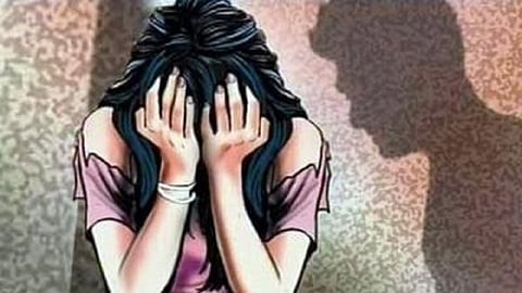 some people forcing women for their use in chandrapur  