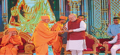 प्रमुख स्वामीं महाराजांचे समाजाला दिशादर्शन