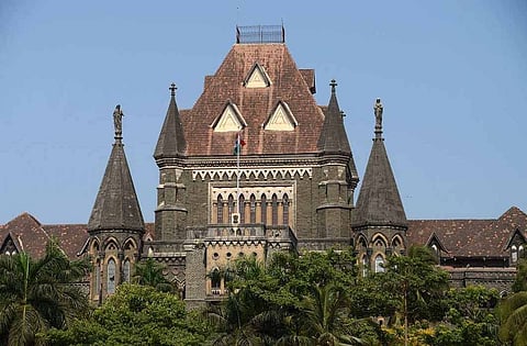 स्मारकाची उंची वाढवण्यासाठी पैसे आहेत, वाडिया रुग्णालयासाठी पैसे नाहीत का?