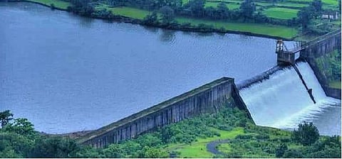 The dam overflowed in Akola before the monsoon