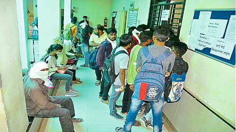 cast validity department not help to student in amravati
