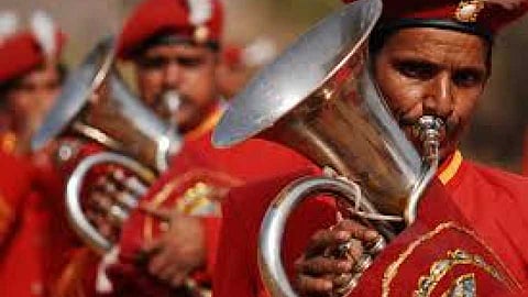 लग्नातील बॅंन्ड, बँन्जो पार्टीस जिल्हाधिका-यांची मान्यता