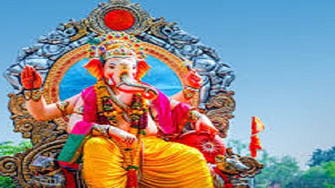 Private travels for Ganesha festival are charging triple the rates from the servants coming to Kokan
