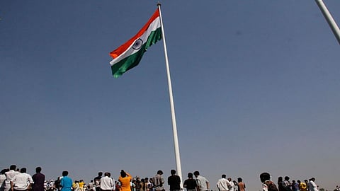 निगडीतील 107 मीटर उंचीच्या ध्वज स्तंभावर ध्वज फडकविणार की नाही, जाणून घ्या 