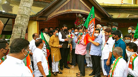Sharad Pawar's supporter joins BJP in kokan