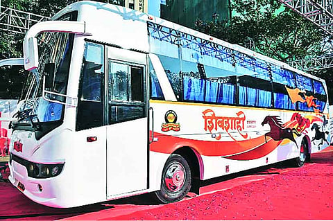 bus (1) - Copy.jpg