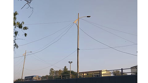 cable-on-flyover.jpg