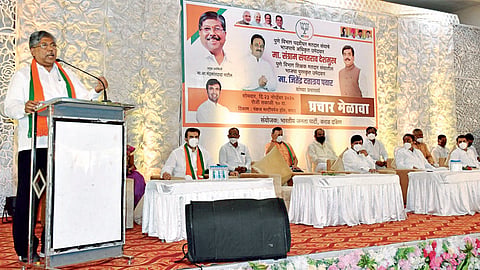 महाविकास आघाडीचे भंपक सरकार उलथवा : चंद्रकांत पाटील