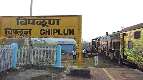 Chiplun Khed MIDC initiative 1 crore 52 lakh  Deposit in CM Assistance Fund kokan marathi news