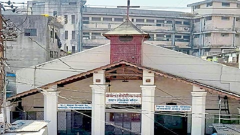 special article of uday gaikwad on heritage of kolhapur memorial church in kolhapur