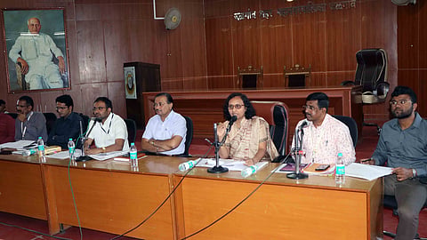 जळगाव मनपा अंदाजपत्रात स्थायी समितीकडून 154 कोटीची वाढ ! 