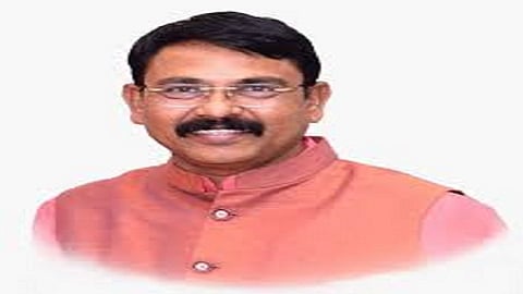 BJP MP from bhandara did not follow rules of corona   