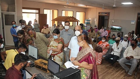 साता-यासह क-हाडात काेविड 19 च्या प्रतिबंधक लसीकरणास पुन्हा प्रारंभ