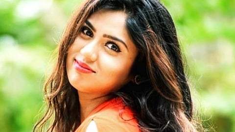 tollywood actress kannada big boss contestant chaitra kotoor attempts suicide