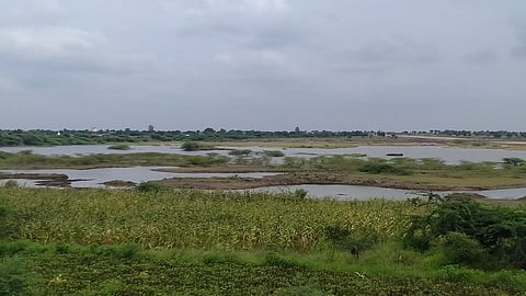  farmers are angry as the water did not reach the lake nashik marathi news