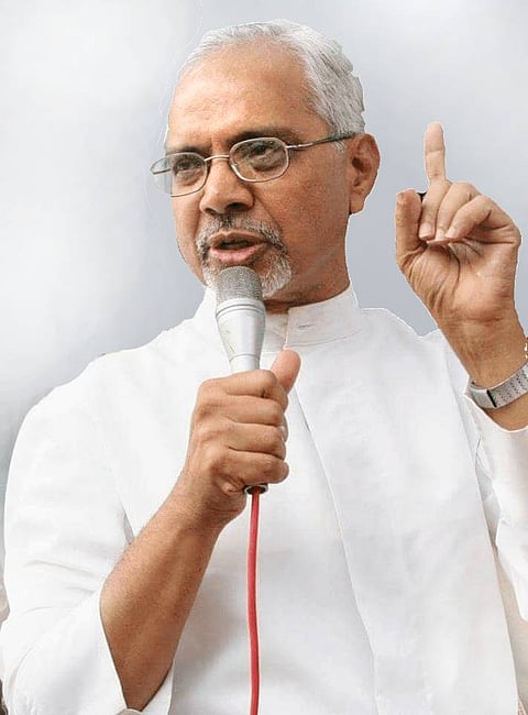 फादर दिब्रिटो यांची निवड अडकली धार्मिक रंगात 