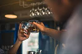 fifty crores turnover of liquor business in two days