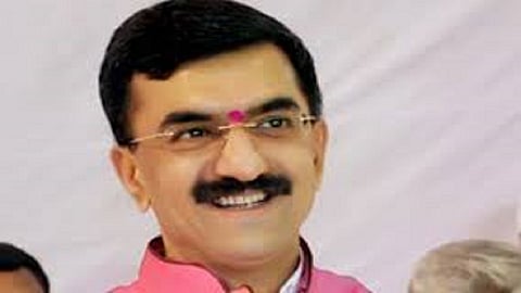 Minister of State for Home (Rural) Shambhuraj Shivajirao Desai has ordered the police to repatriate 47 unauthorized workers from a company