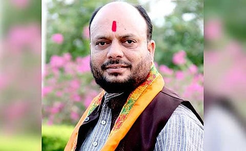 गुलाबराव पाटील; पानटपरी चालक ते कॅबिनेट मंत्री 