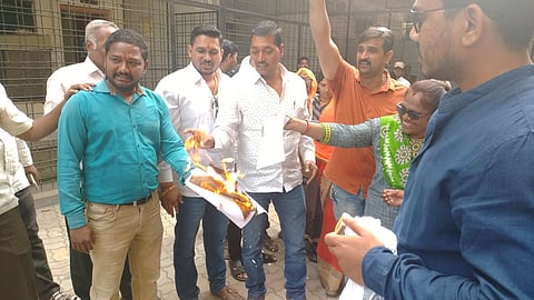 holi