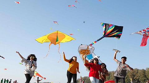 kite flying 1.jpg