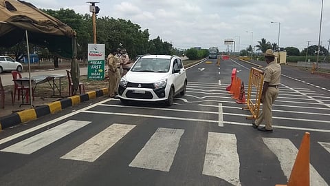 Karnataka if registered on Seva Sindhu app then entry in karnataka