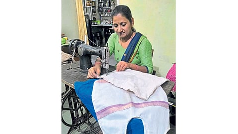 in Kolhapur women have started to get employment in making cloth and paper bags kolhapur marathi news