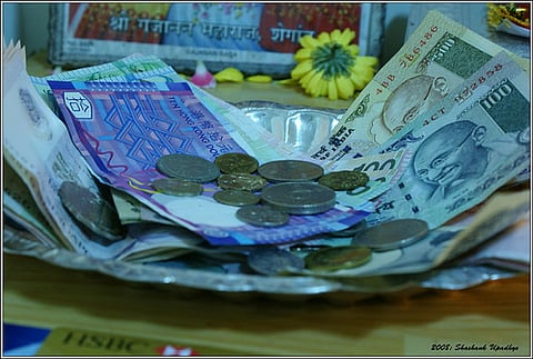 Akola News: There may be fake notes in Lakshmi Pujan too