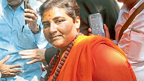 मालेगाव बाँबस्फोटप्रकरणी प्रज्ञासिंह ठाकूर सुनावणीला हजर