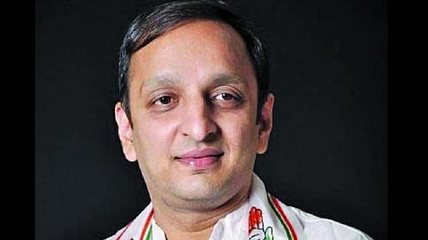 "भारतीय जनता पक्ष बिल्डरांचे एजंट म्हणून काम करत होते का ?"