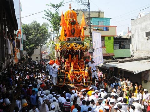 जळगावचा रथोत्सवाचे भाविकांना मिळणार ऑनलाईन दर्शन 